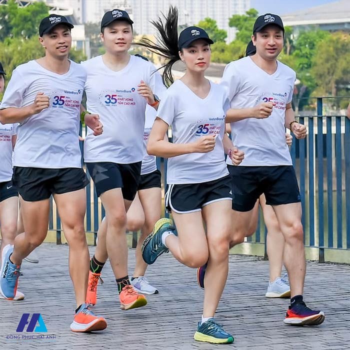 Mẫu áo thun đồng phục nhân viên ngân hàng Vietinbank