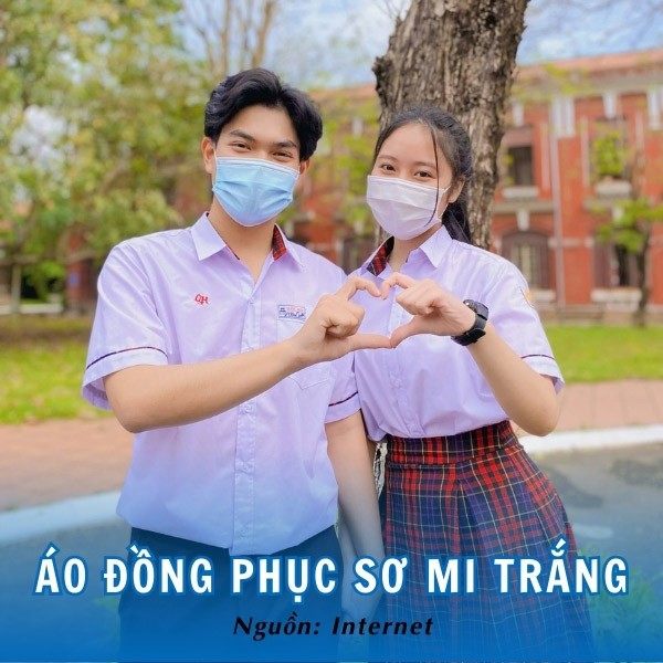 Áo đồng phục sơ mi trắng ngắn tay THPT Quốc học Huế thanh lịch