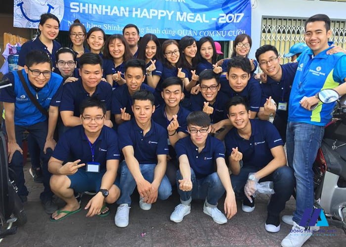 Mẫu áo polo đồng phục Shinhan mang lại vẻ đẹp trẻ trung, hiện đại