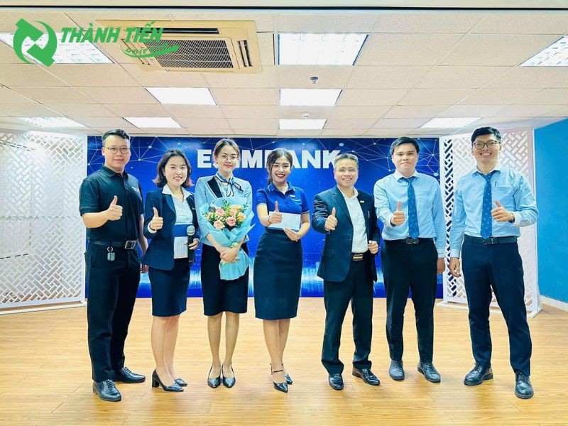 Vải Kate silk mềm mại, ít nhăn cho áo sơ mi đồng phục Eximbank