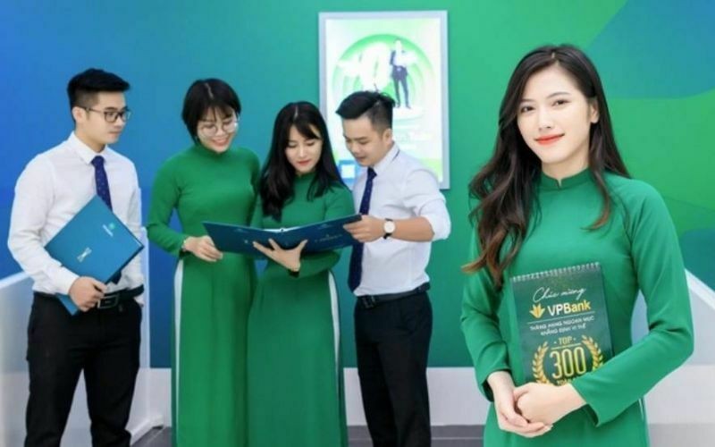 Vải kate Mỹ thường dùng cho áo sơ mi và áo dài trong bộ đồng phục mới VPBank