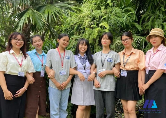 Đồng phục Cofer giúp tăng khả năng nhận diện và phân biệt giữa các khoa