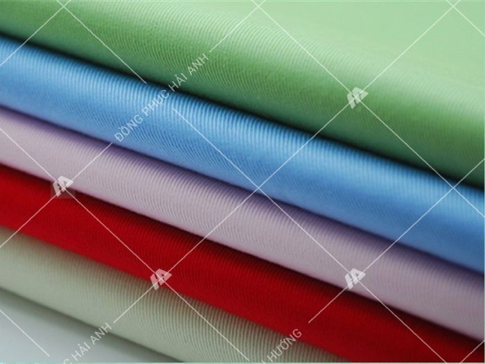 Các chất vải may đồng phục sinh viên FTU phổ biến và được ưa chuộng