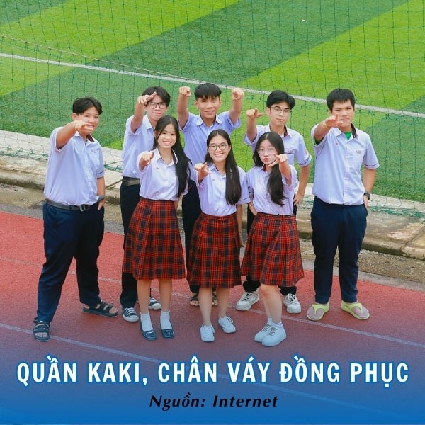 Quần kaki, chân váy đồng phục Quốc học Huế trẻ trung