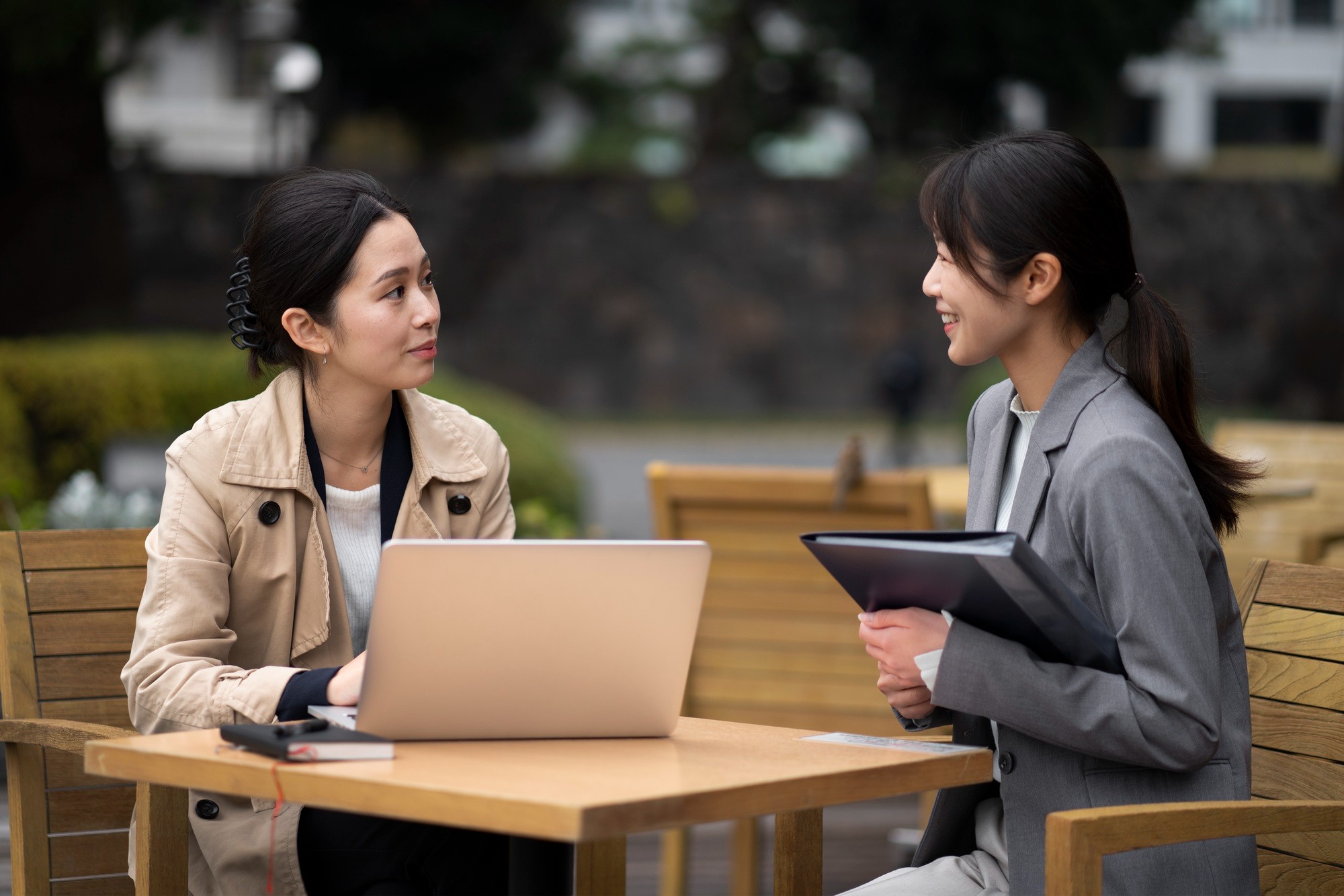 Người làm nghề HR cần có kỹ năng giao tiếp tốt