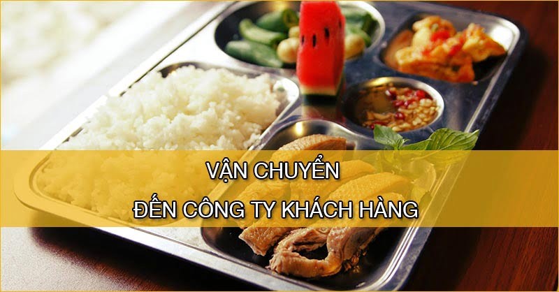 Hoạt động vận chuyển suất ăn công nghiệp đến các doanh nghiệp