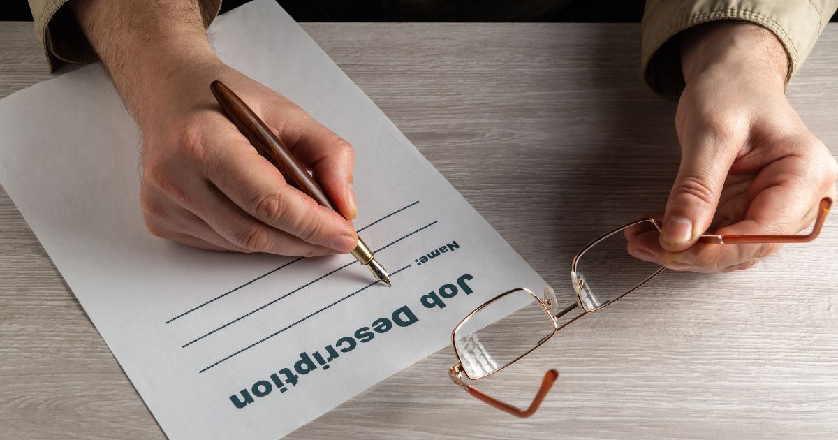 Quy trình từng bước để xây dựng một bản Job Description hoàn chỉnh và có giá trị
