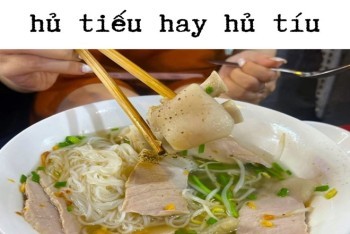 Người lớn và trẻ em cùng đọc sách, biểu tượng cho việc truyền dạy ngôn ngữ