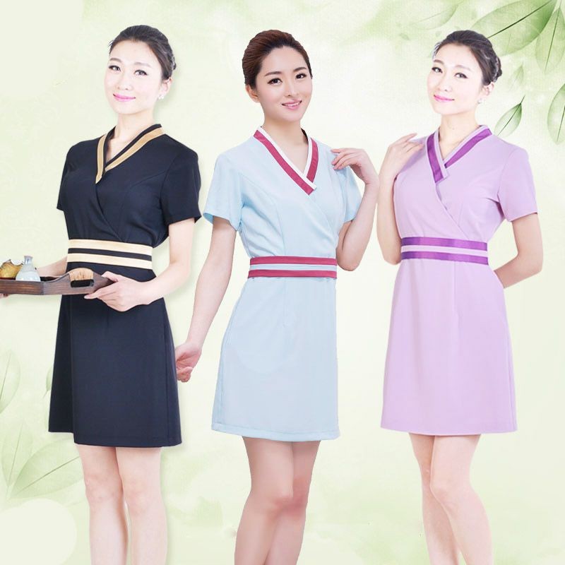 Đồng phục spa giúp tạo không gian thư giãn và thể hiện sự chuyên nghiệp của dịch vụ