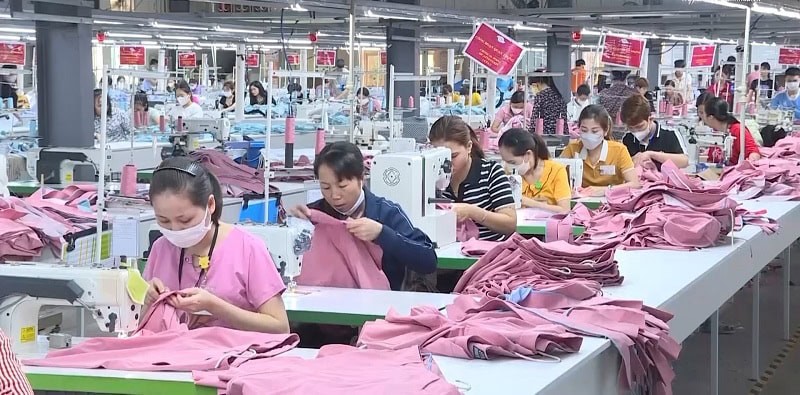 Thành Nhân áp dụng quy trình kiểm soát chất lượng nghiêm ngặt cho đồng phục áo thun